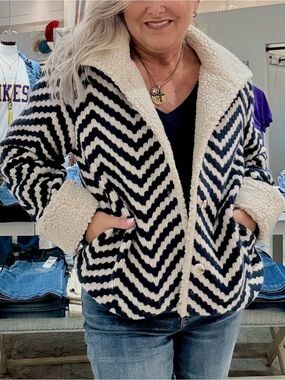 CHARLIE B Black & Cream Chevron Teddy Jacket  NWT